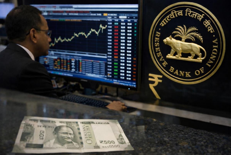 RBI Acts as Rupee Drops to Historic Low