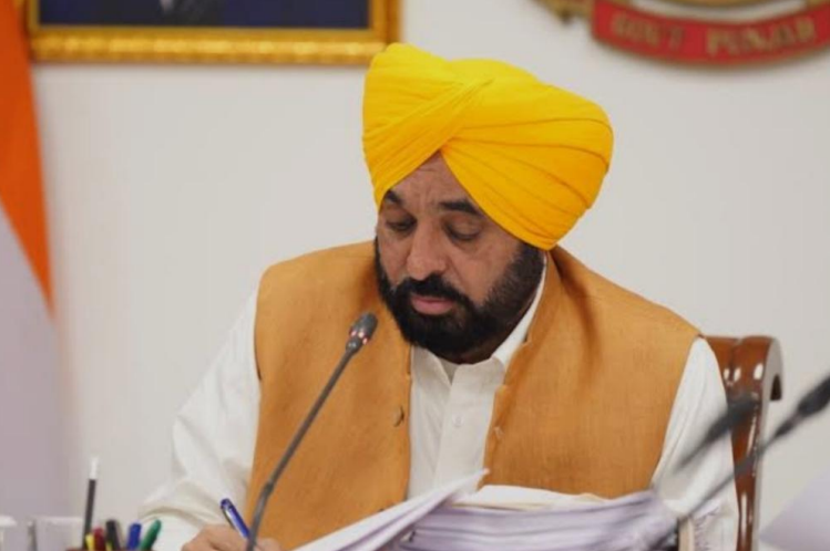 Punjab Announces Monthly Financial Aid for Women in Budget 2026